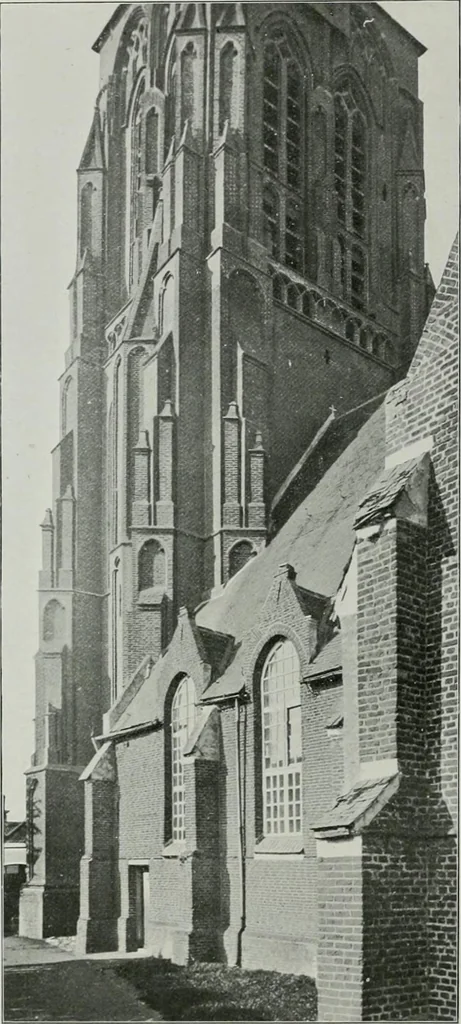 An illustration from De Nederlandsche monumenten van geschiedenis en kunst : geillustreerde beschrijving, 1912, leaf 35