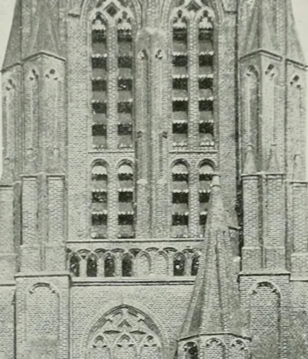An illustration from De Nederlandsche monumenten van geschiedenis en kunst : geillustreerde beschrijving, 1912, leaf 36