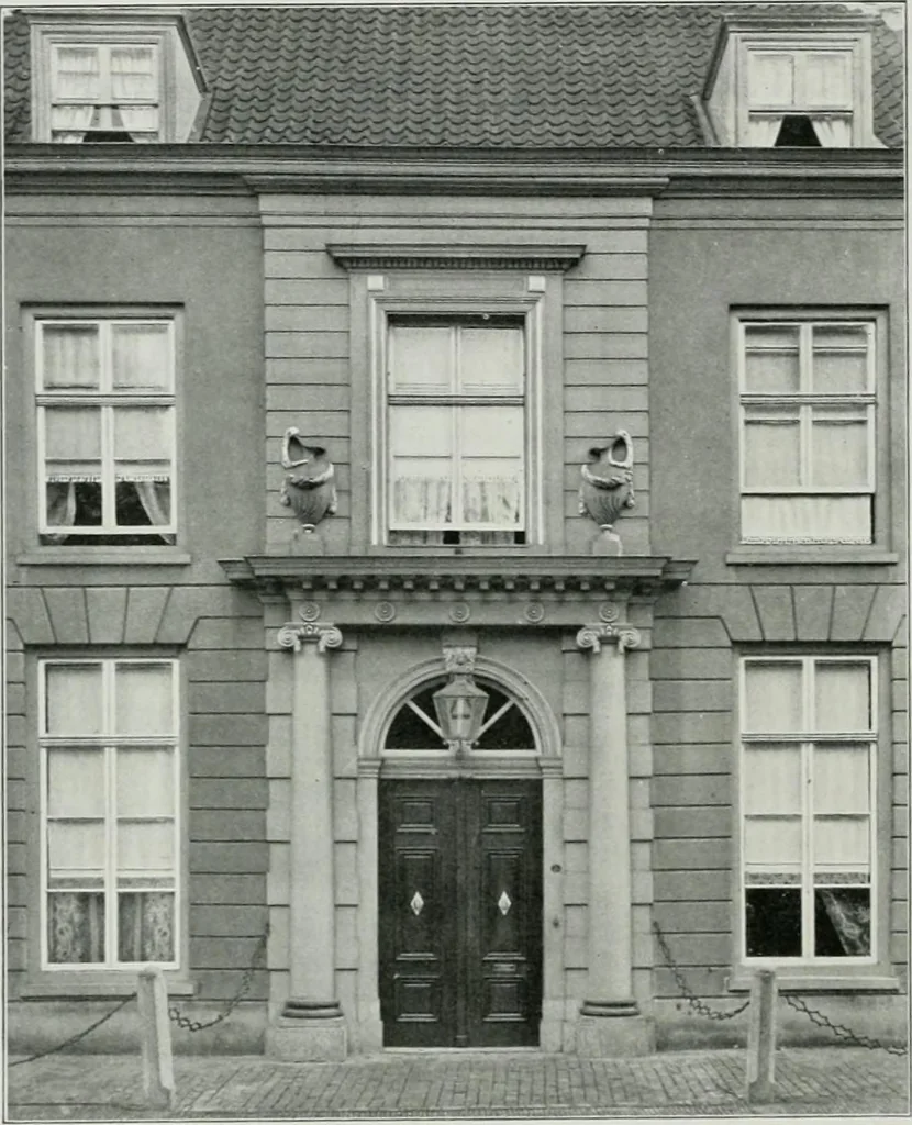 An illustration from De Nederlandsche monumenten van geschiedenis en kunst : geillustreerde beschrijving, 1912, leaf 377
