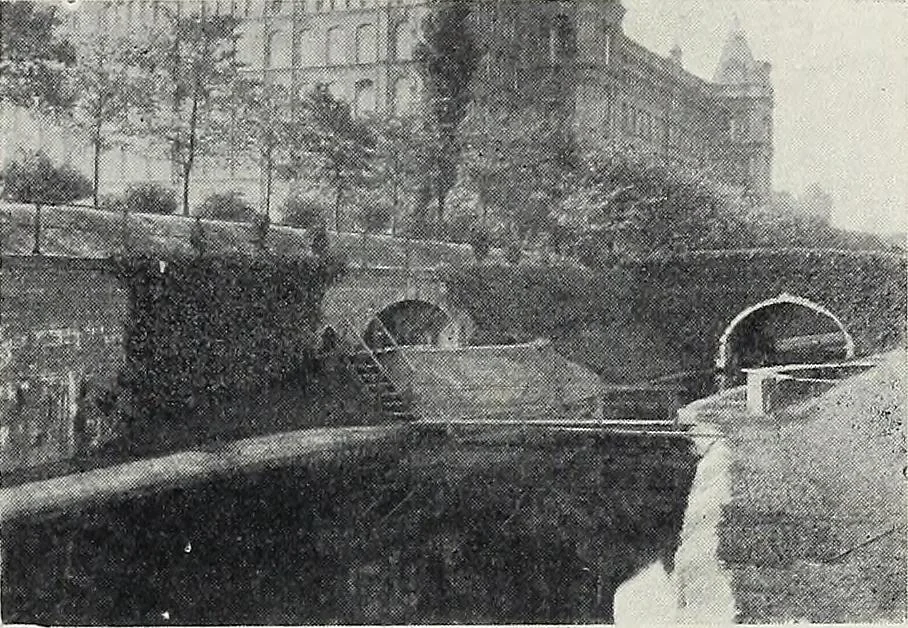 An illustration from The Paisley thread industry and the men who created and developed it, with notes concerning Paisley, old and new, 1907, leaf 182