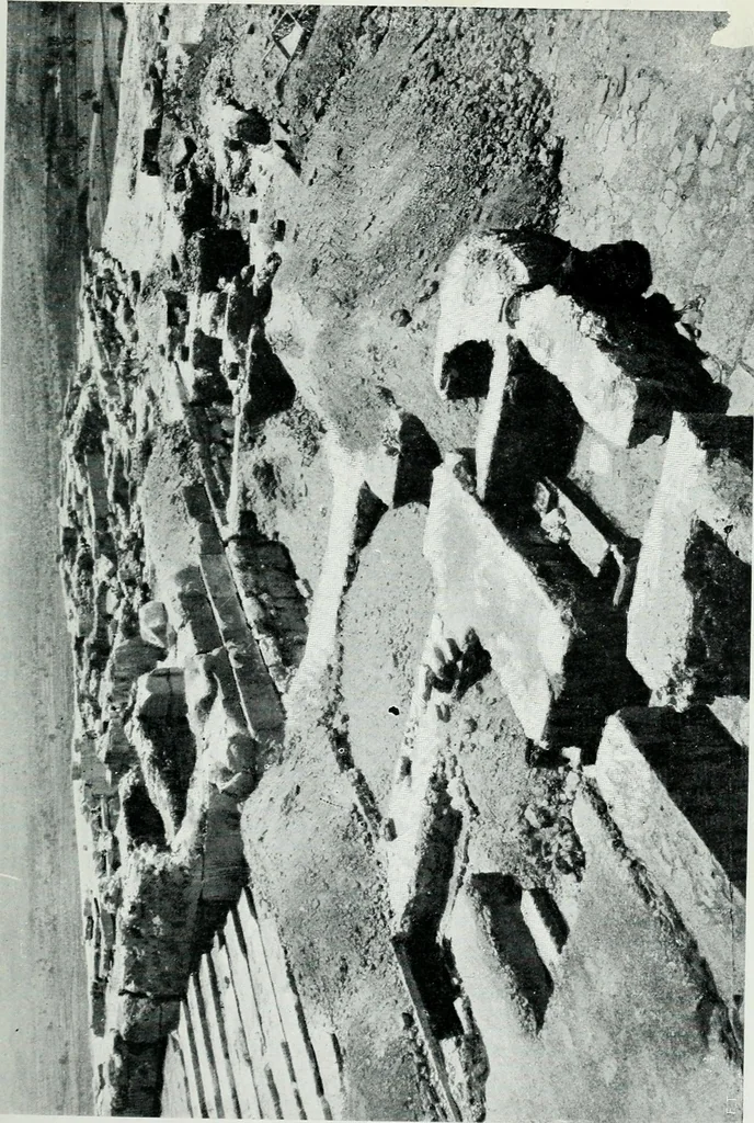 An illustration from The palaces of Crete and their builders, 1907, leaf 42