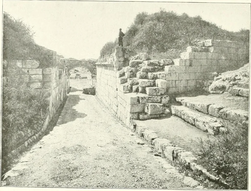 An illustration from Palerme & Syracuse, 1907, leaf 43