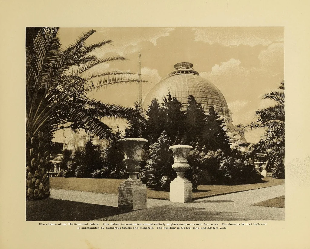 An illustration from The Panama-Pacific International Exposition : San Francisco, California, U.S.A., February 20, to December 4, 1915, 1915, leaf 9