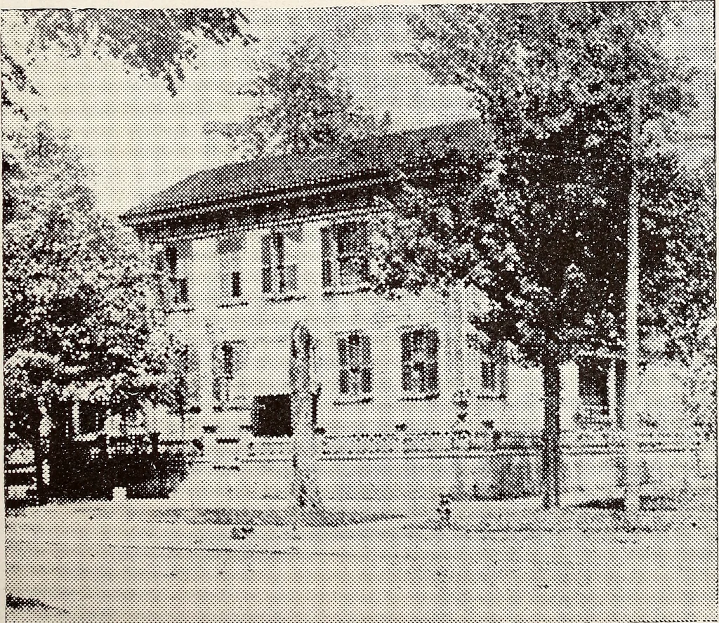 An illustration from Parks & memorials of the State of Illinois, 1920, leaf 34