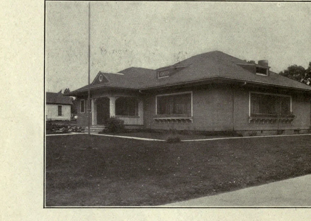 An illustration from Pasadena kindergartens, 1901-1919, 1919, leaf 44