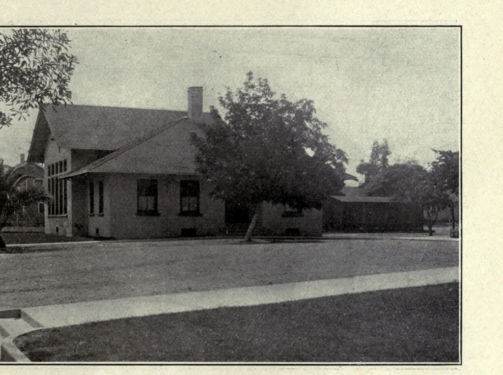 An illustration from Pasadena kindergartens, 1901-1919, 1919, leaf 51