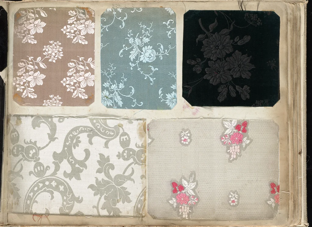 An illustration from Pattern book of silks and damasks, 1700, leaf 66