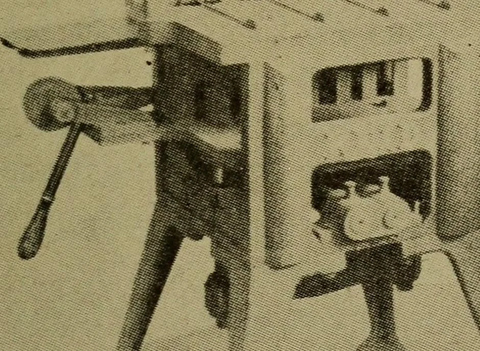 An illustration from Pattern making; a practical treatise for the pattern maker on wood-working and wood turning, tools and equipment, construction of simple and complicated patterns, modern molding machines and molding practice, 1916, leaf 218