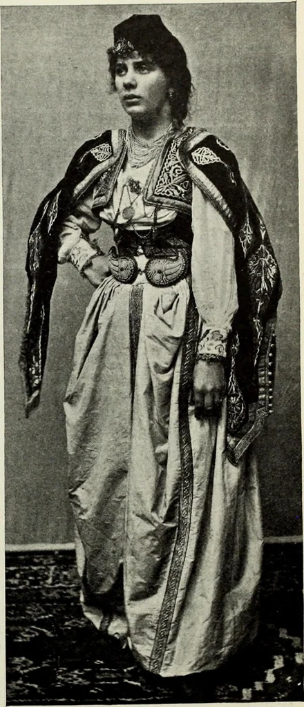 An illustration from Peasant art in Austria and Hungary, 1911, leaf 197