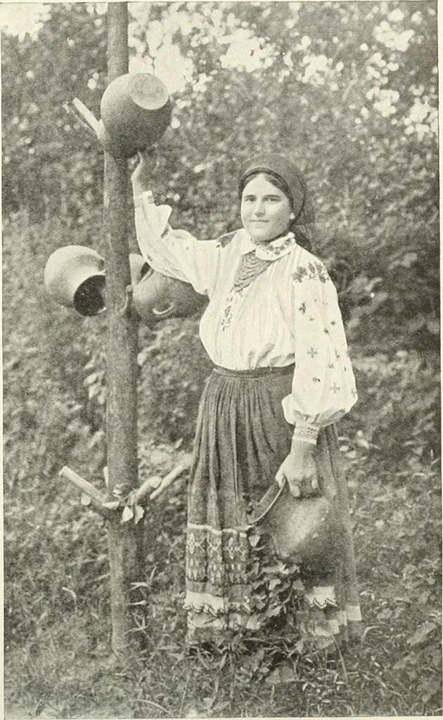 An illustration from Peasant art in Russia, 1912, leaf 149