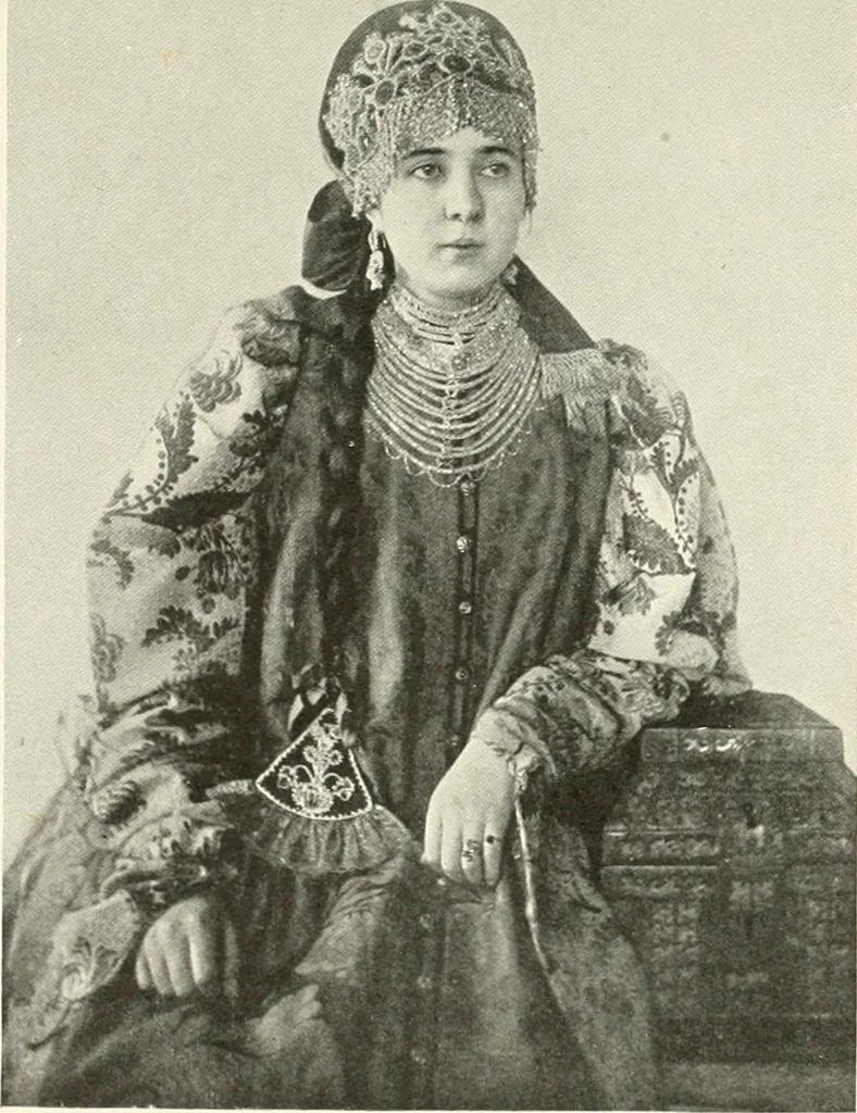 An illustration from Peasant art in Russia, 1912, leaf 38