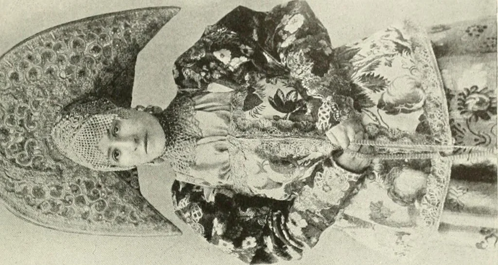 An illustration from Peasant art in Russia, 1912, leaf 40