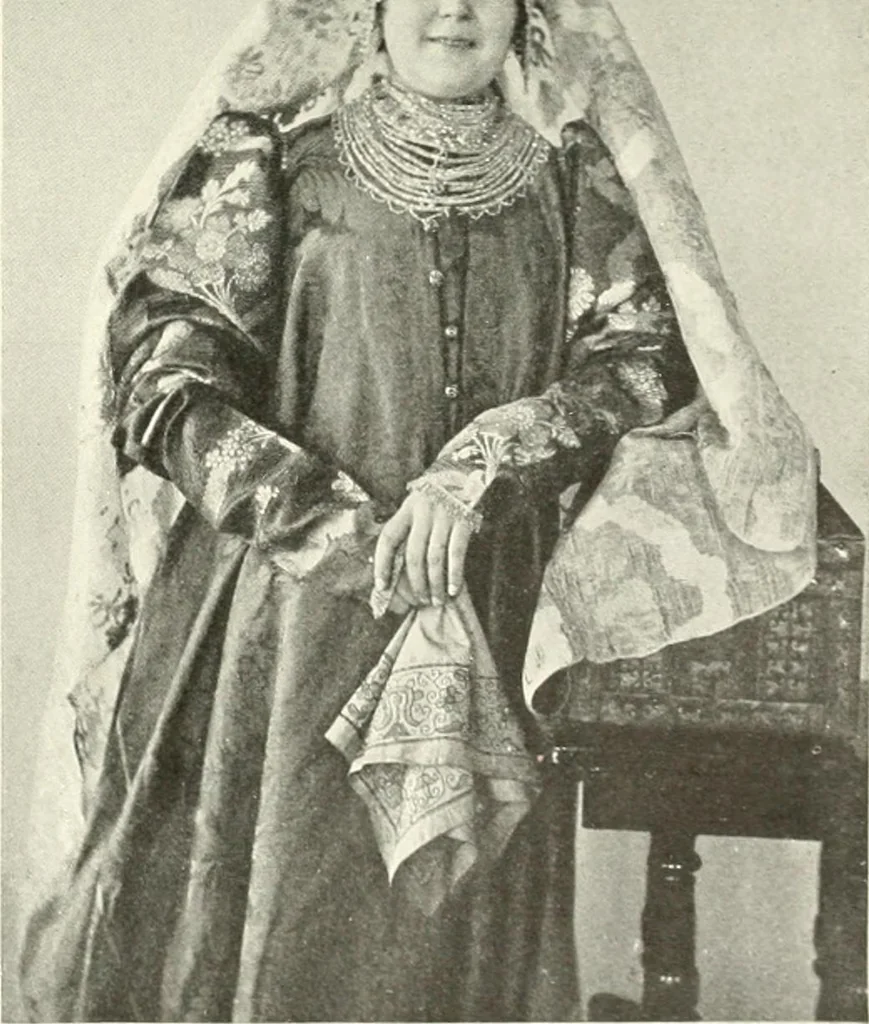 An illustration from Peasant art in Russia, 1912, leaf 44