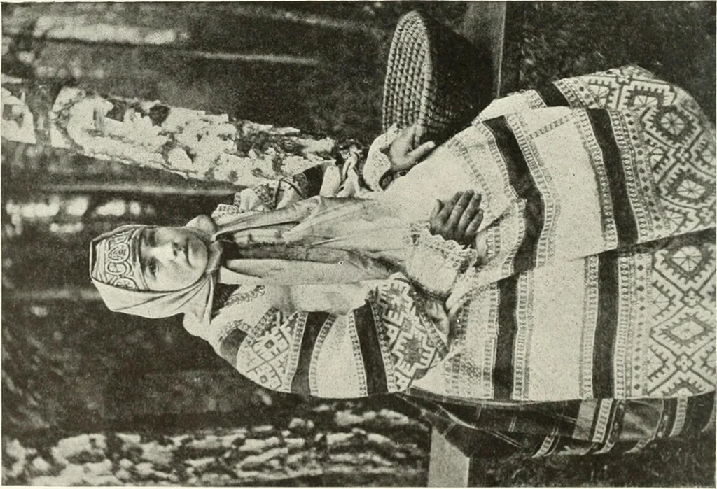 An illustration from Peasant art in Russia, 1912, leaf 45