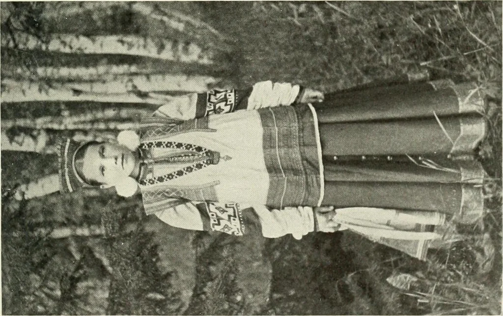 An illustration from Peasant art in Russia, 1912, leaf 48