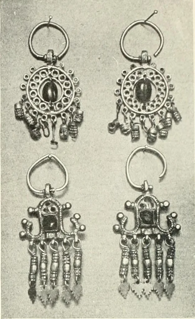 An illustration from Peasant art in Russia, 1912, leaf 83