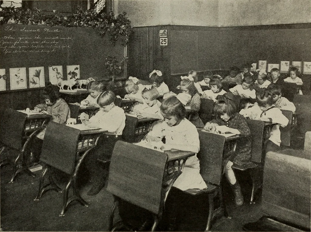 An illustration from Pencil and brush. Art in the Minneapolis schools .., 1916, leaf 11
