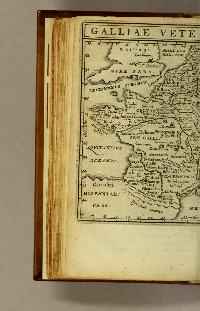 An illustration from Philippi Cluverii Introductionis in universam geographiam tam veterem quam novam libri VI. : Tabulis æneis illustrati. Accessit P. Bertii Breviarium orbis terrarum, 1672, leaf 92