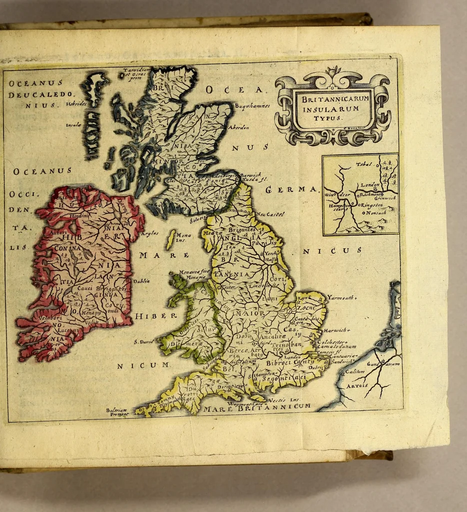 An illustration from Philippi Cluveri[i] Introductionis in universam geographiam, tam veterem quam novam ,libri VI. : Tabulis æneis illustrati, & gemino indice aucti. Cui adjuncta est Danielis Heinsii Oratio in obitum ejusdem Philippi Cluveri[i], 1641, leaf 101
