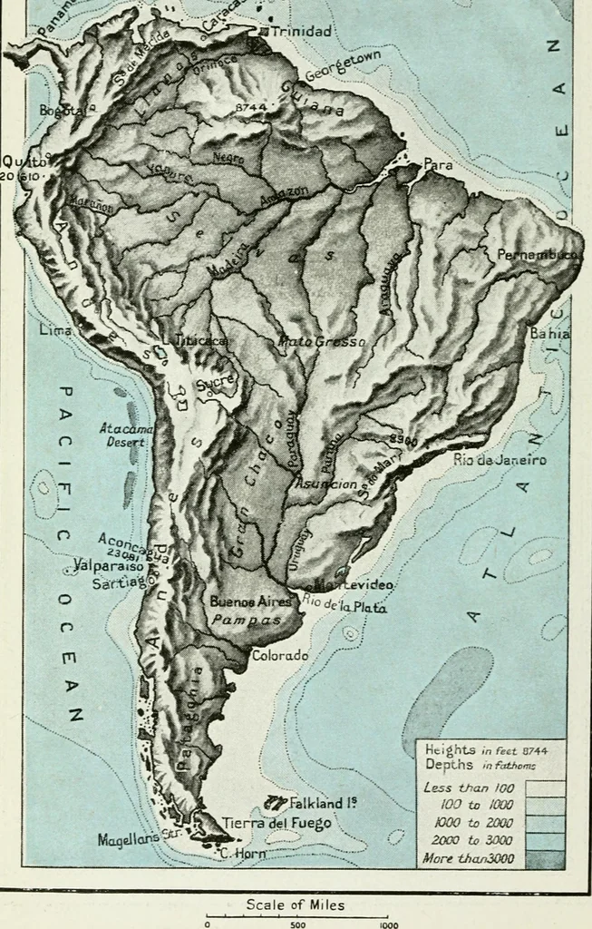 An illustration from Philips' pictorial pocket atlas and gazetteer, 1900, leaf 37