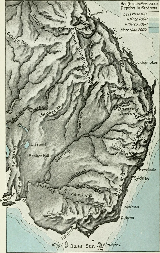 An illustration from Philips' pictorial pocket atlas and gazetteer, 1900, leaf 41