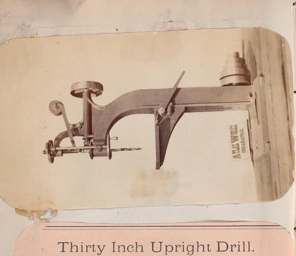 An illustration from Photographs and descriptions of various kinds of engines [ca. 1916], 1916, leaf 46