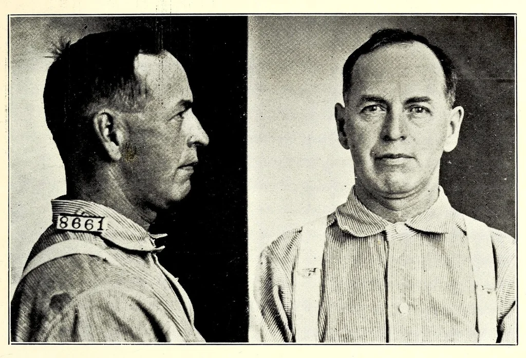 An illustration from Photographs, descriptions and records of persons charged with violation of the postal laws, 1916, leaf 407