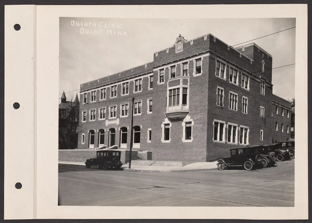 An illustration from Photographs and plans of x-ray facilities located in the midwestern and northwestern United States [ca. 1925], 1925, leaf 71