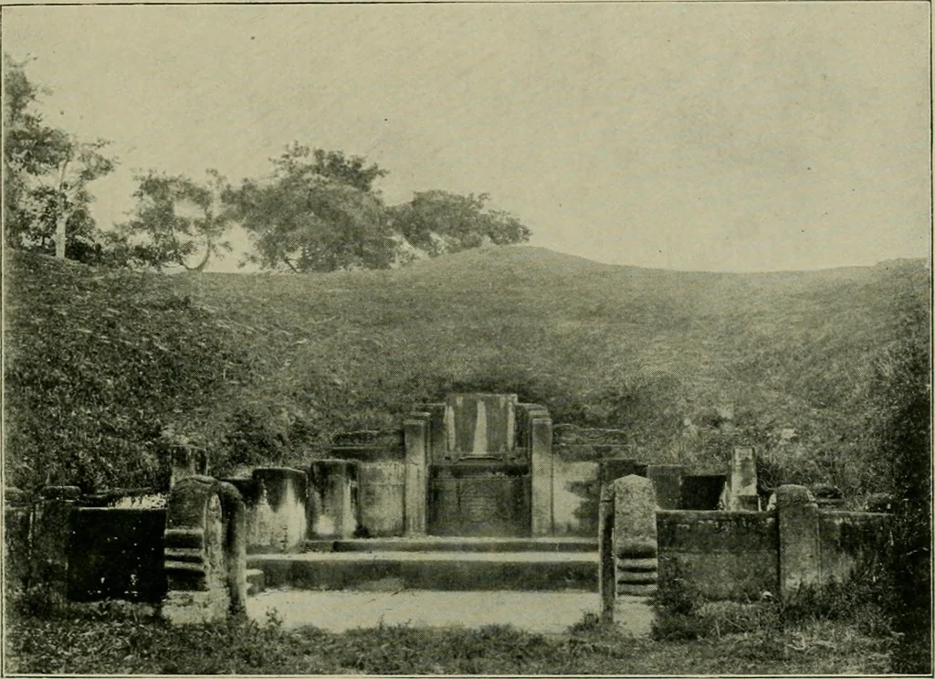 An illustration from Chinese pictures : notes on photographs made in China, 1900, leaf 70