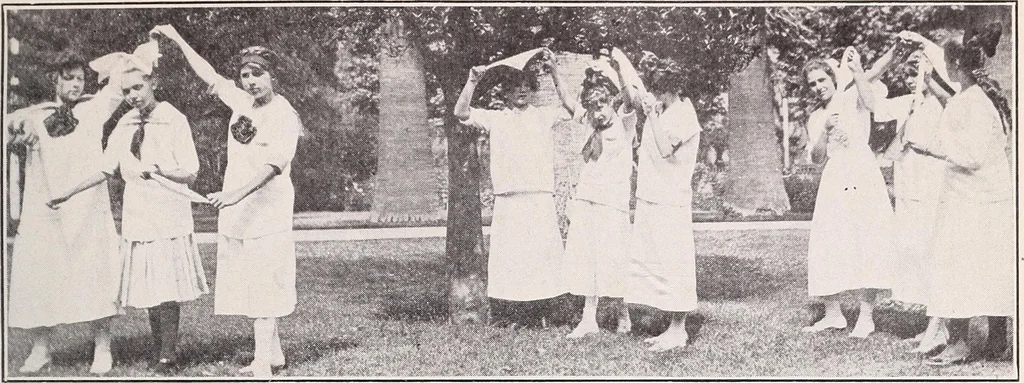 An illustration from Physical education complete for schools and playgrounds, 1915, leaf 194