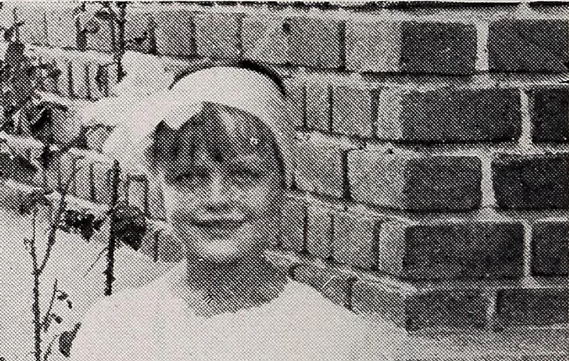 An illustration from Physical education complete for schools and playgrounds, 1915, leaf 37