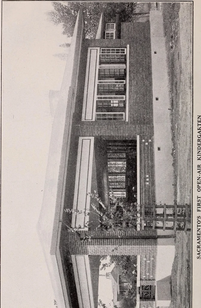 An illustration from Physical education complete for schools and playgrounds, 1915, leaf 5