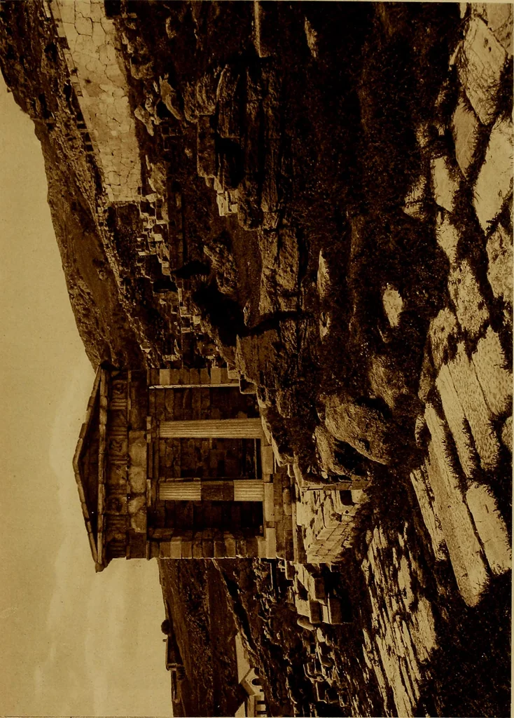 An illustration from ...Picturesque Greece architecture, landscape, life of the people, 1922, leaf 122