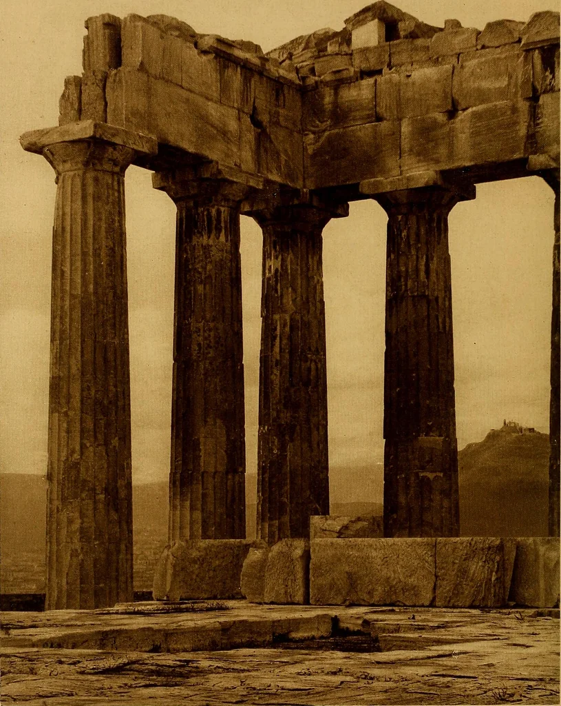 An illustration from ...Picturesque Greece architecture, landscape, life of the people, 1922, leaf 31