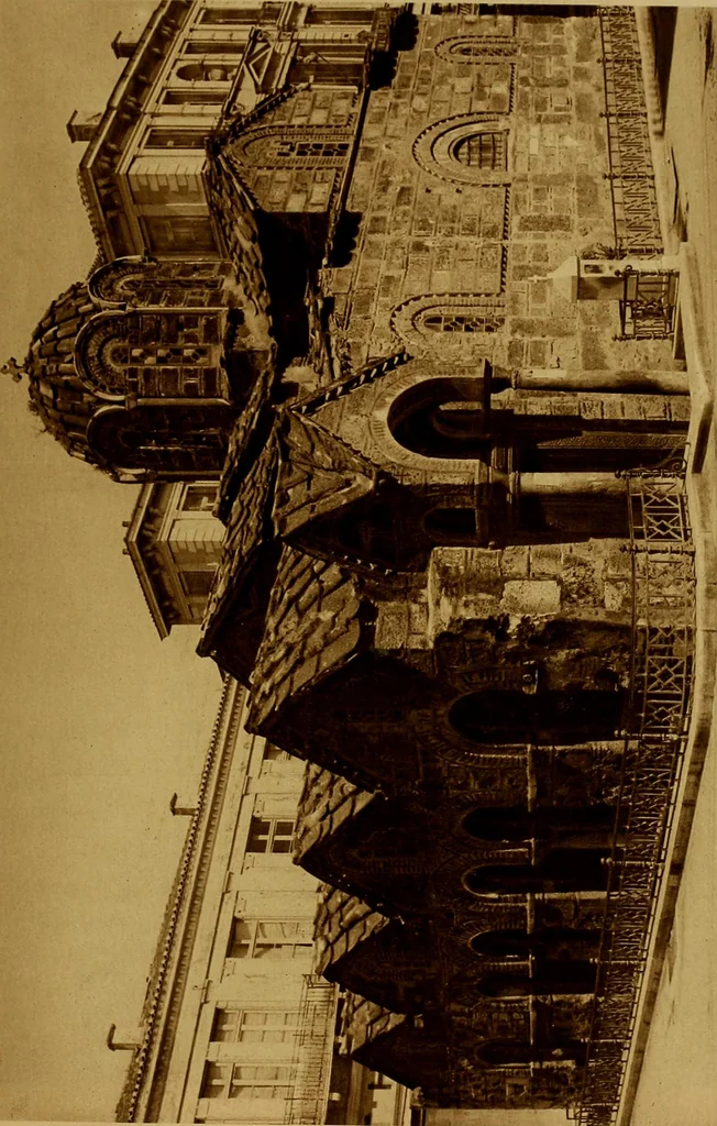 An illustration from ...Picturesque Greece architecture, landscape, life of the people, 1922, leaf 58