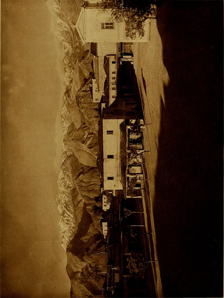 An illustration from ...Picturesque Greece architecture, landscape, life of the people, 1922, leaf 94