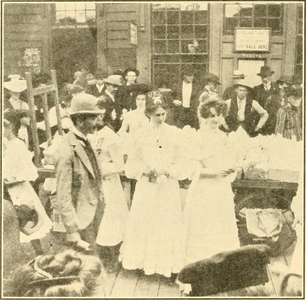 An illustration from Pilgrimage of Mary commandery no. 36, Knights templar of Pennsylvania to the Twenty-ninth triennial conclave of the Grand encampment U.S. at San Francisco, Cal, 1904, leaf 107