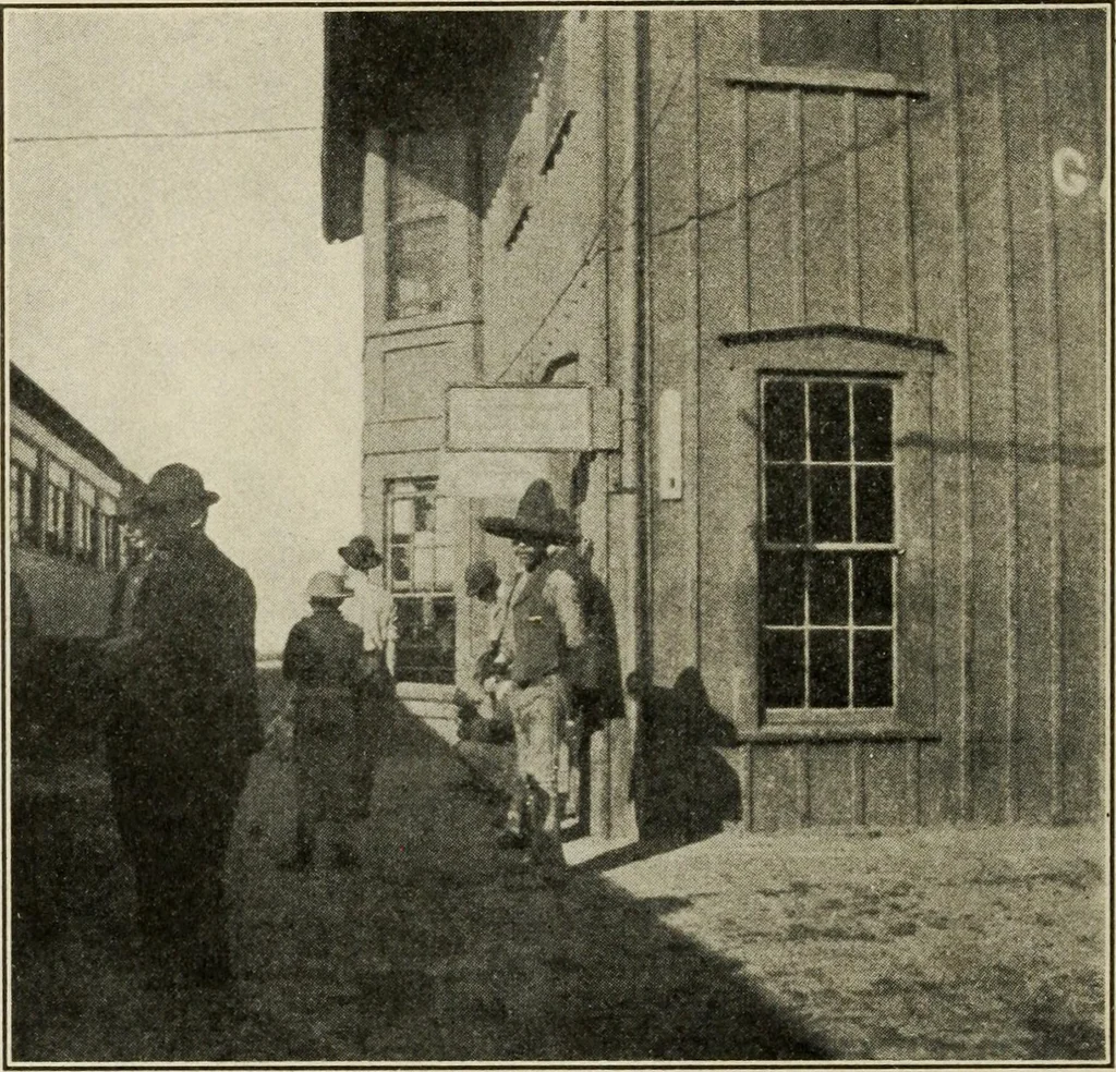 An illustration from Pilgrimage of Mary commandery no. 36, Knights templar of Pennsylvania to the Twenty-ninth triennial conclave of the Grand encampment U.S. at San Francisco, Cal, 1904, leaf 143
