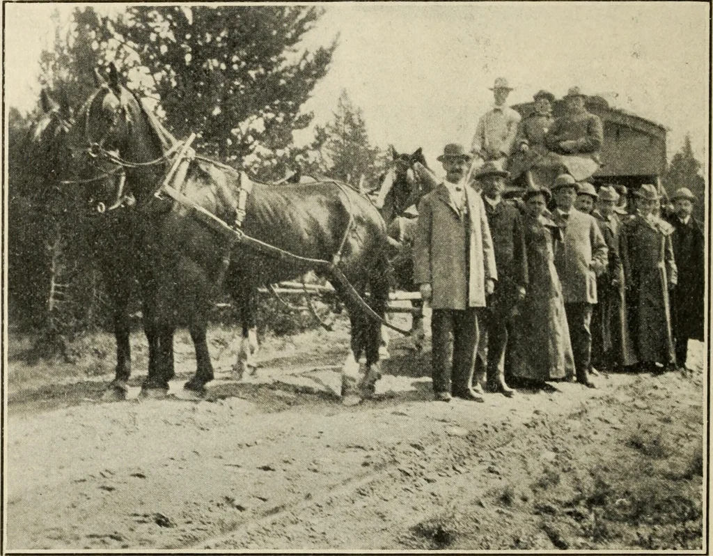 An illustration from Pilgrimage of Mary commandery no. 36, Knights templar of Pennsylvania to the Twenty-ninth triennial conclave of the Grand encampment U.S. at San Francisco, Cal, 1904, leaf 51