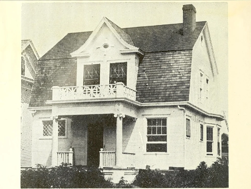 An illustration from The plan book of American dwellings : being a compilation of original home designs, showing actual photographic exteriors and floor plans of moderately priced bungalows, cottages, residences, 1914, leaf 291