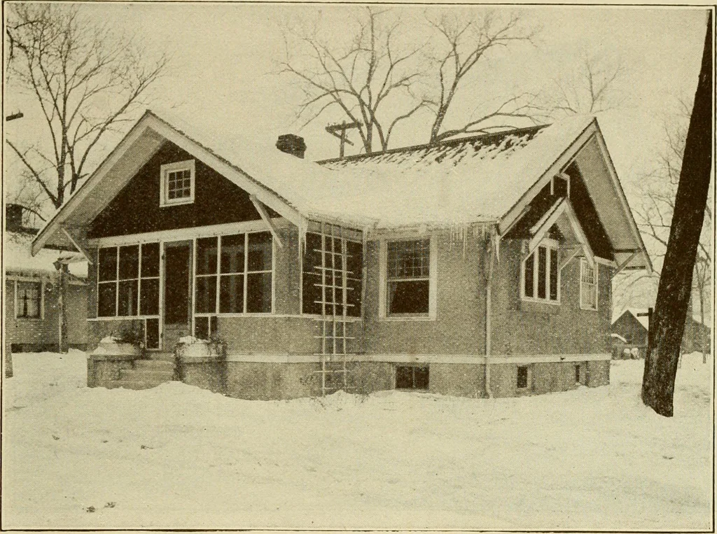 An illustration from Plan book of Harris homes : book number seventy six, 1920, leaf 46