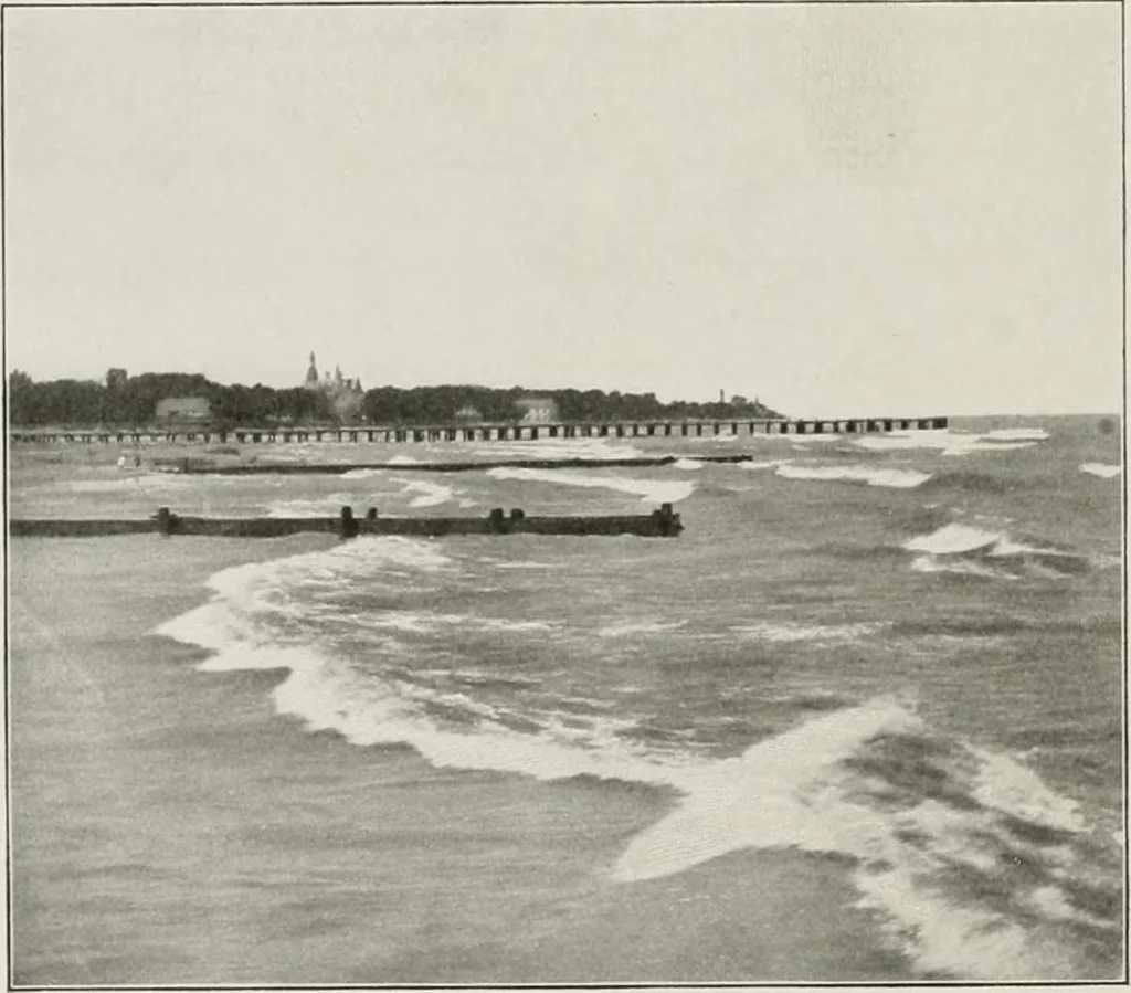 An illustration from Plan of Evanston, 1917, leaf 17