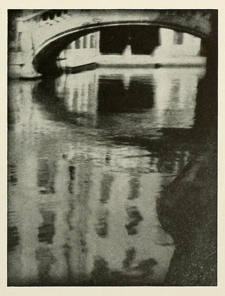 An illustration from Platinum print : journal of personal expression, 1913, leaf 5