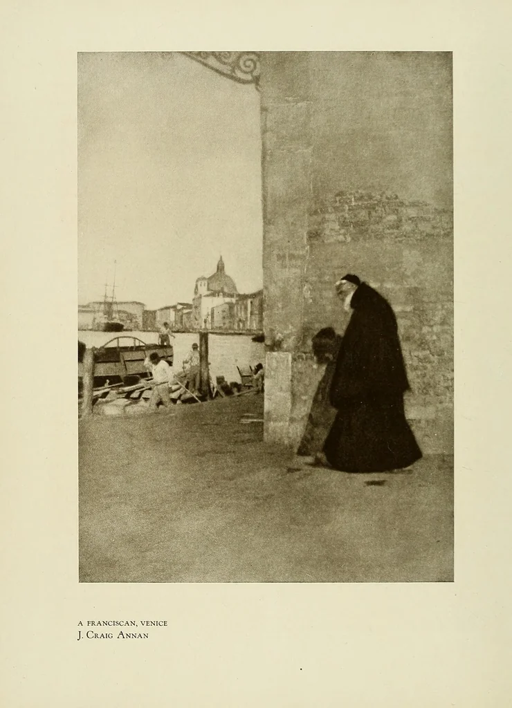An illustration from Platinum print : journal of personal expression, 1913, leaf 16