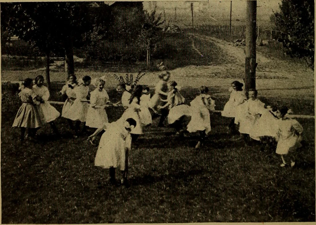 An illustration from Play, comprising games for the kindergarten, playground, schoolroom and college; how to coach and play girls' basket-ball, etc, 1912, leaf 151