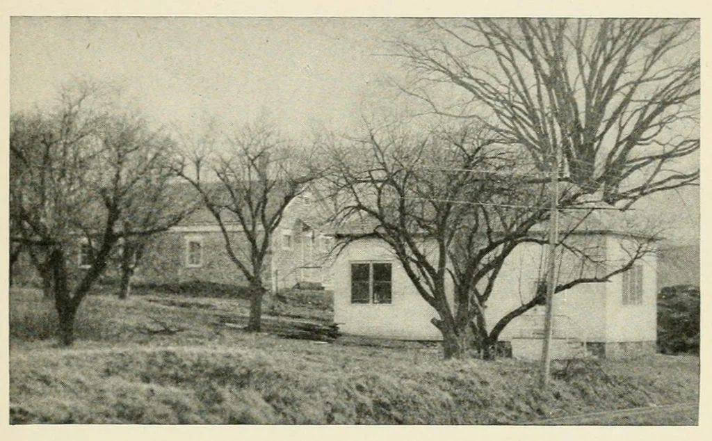 An illustration from Play and recreation for the open country, 1914, leaf 231