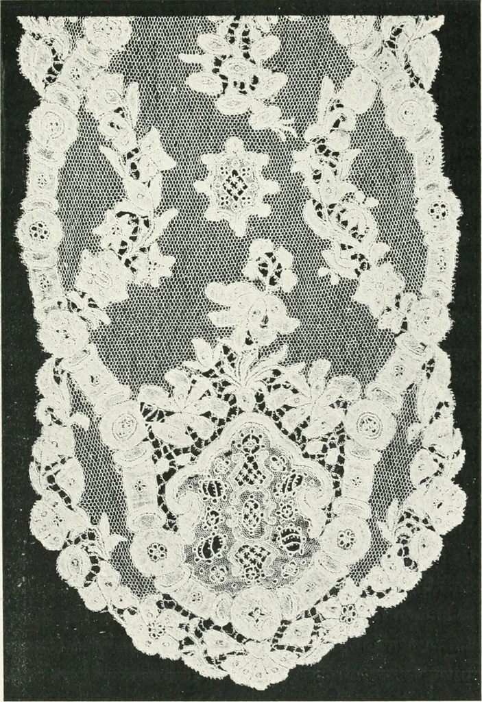 An illustration from Point and pillow lace : a short account of various kinds ancient and modern, and how to recognize them, 1899, leaf 154