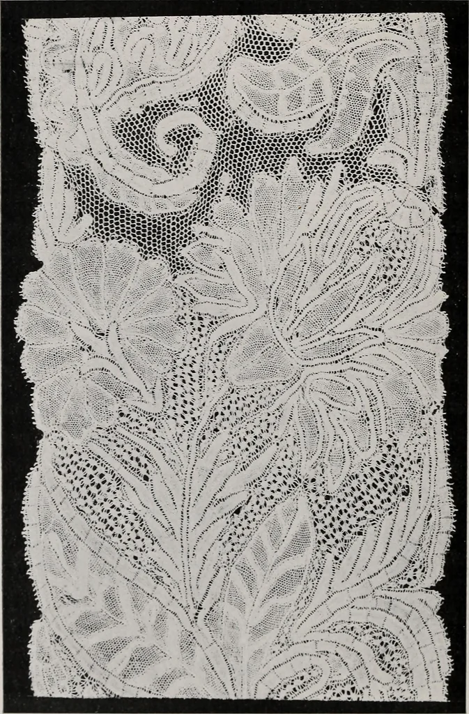 An illustration from Point and pillow lace : a short account of various kinds ancient and modern, and how to recognize them, 1899, leaf 151