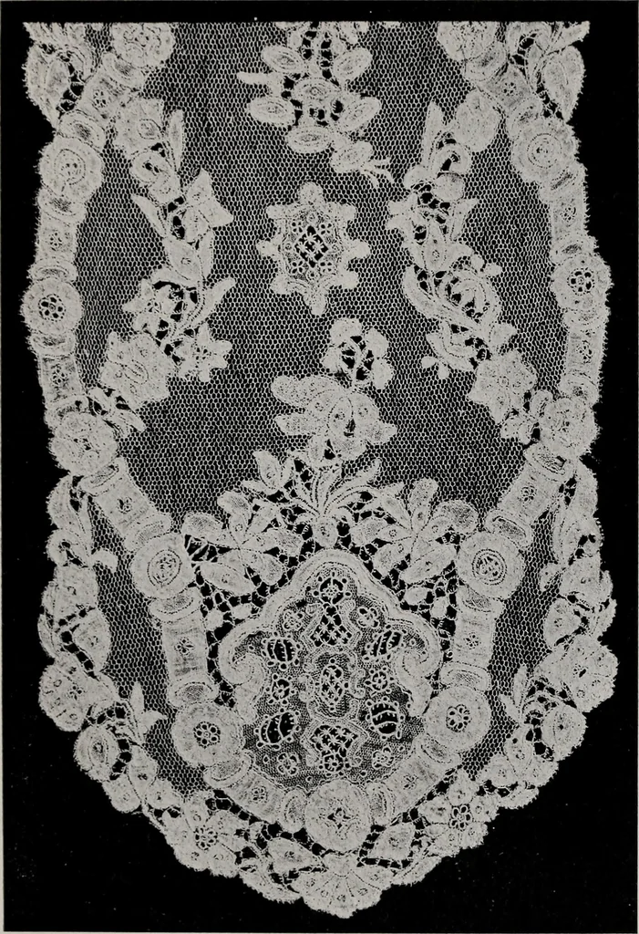 An illustration from Point and pillow lace : a short account of various kinds ancient and modern, and how to recognize them, 1899, leaf 154