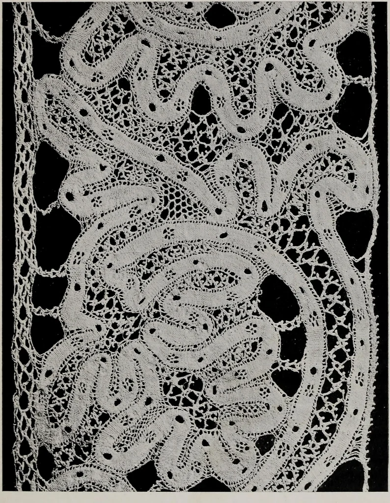 An illustration from Point and pillow lace : a short account of various kinds ancient and modern, and how to recognize them, 1899, leaf 90